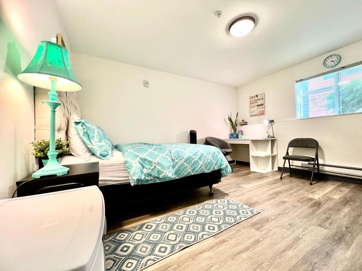 Private Room With Shared Bathroom On The 1St Floor 10 Minutes Walk To University Of Washington Seattle Esterno foto